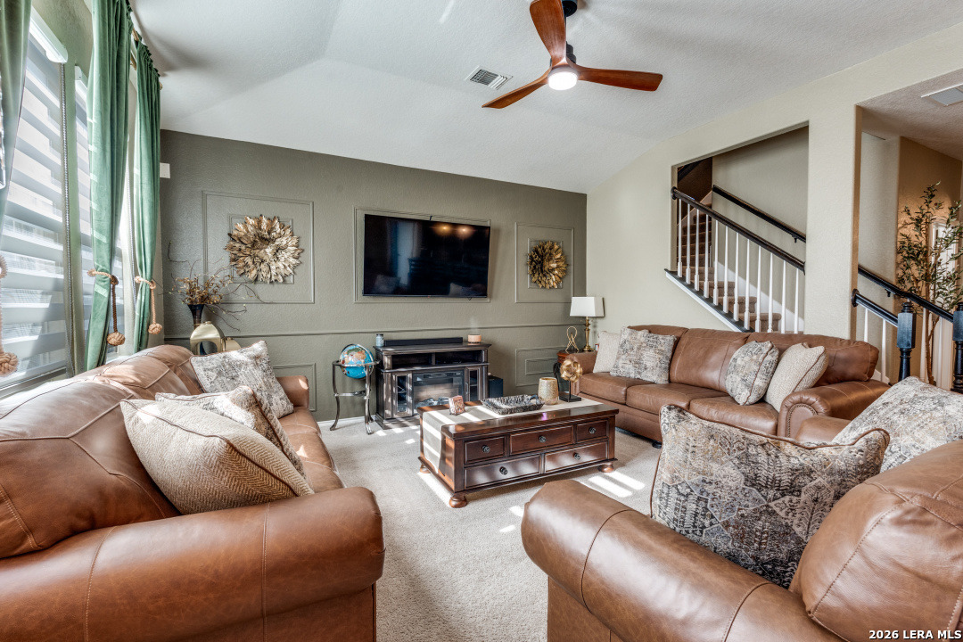 121 Tranquil View Cibolo, TX 78108 - Photo 2 of 10