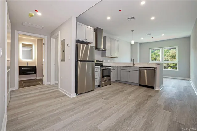 $11,500,000 | 500 Commerce Street, Hawthorne, NY 10532