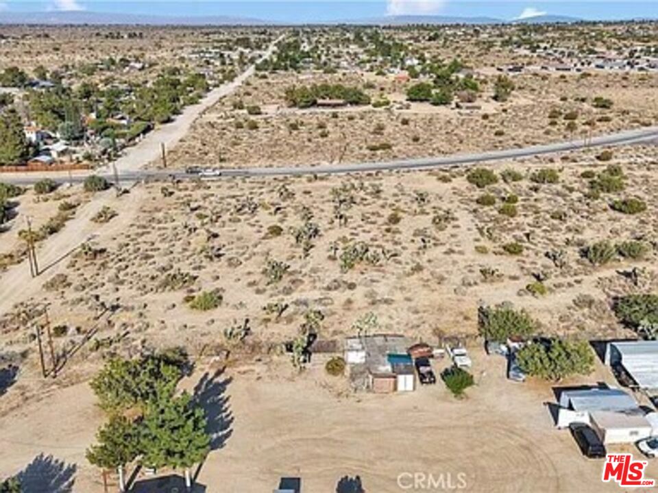 875 Locust Road Pinon Hills, CA 92372 - Photo 6 of 10 a view of ocean view