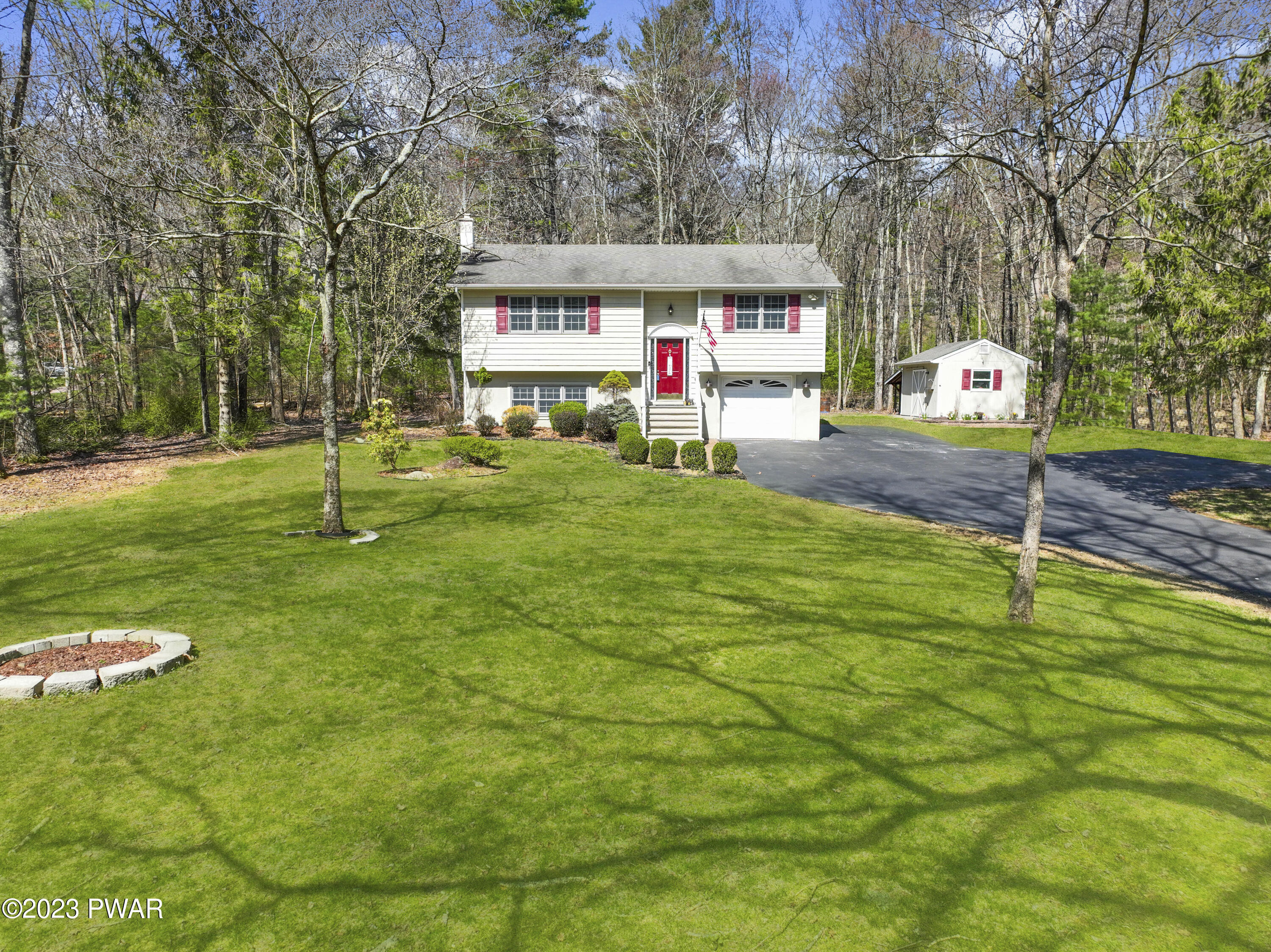 193 Christian Hill Road Milford, PA 18337 - Photo 2 of 38