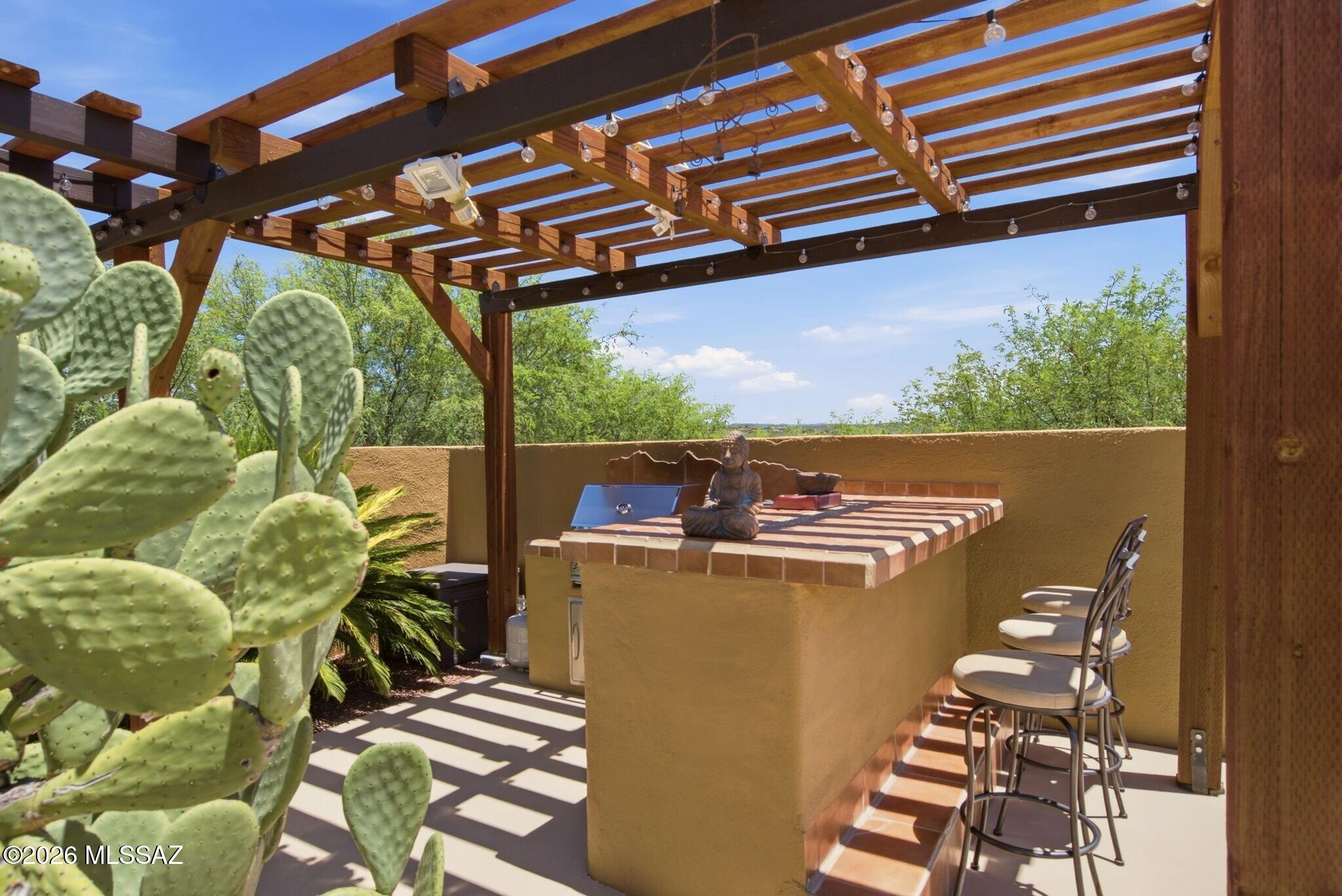 336 Via Capri Rio Rico, AZ 85648 - Photo 34 of 46 Outdoor kitchen area