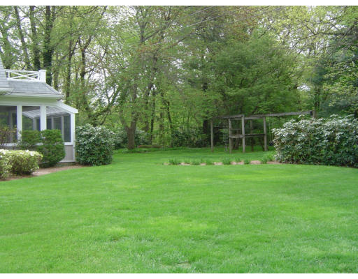 46 Sterling Road Westwood, MA 02090 - Photo 3 of 6 Gallery Image 3