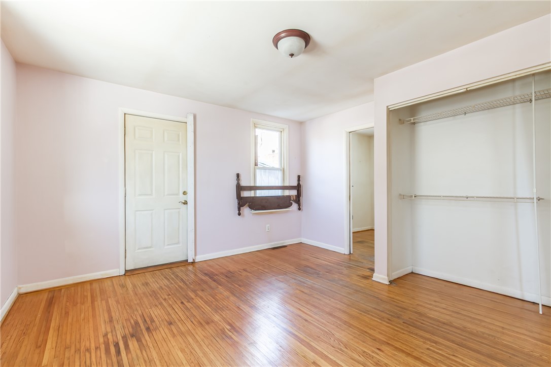 4 Sanford Place Rochester, NY 14620 - Photo 11 of 26