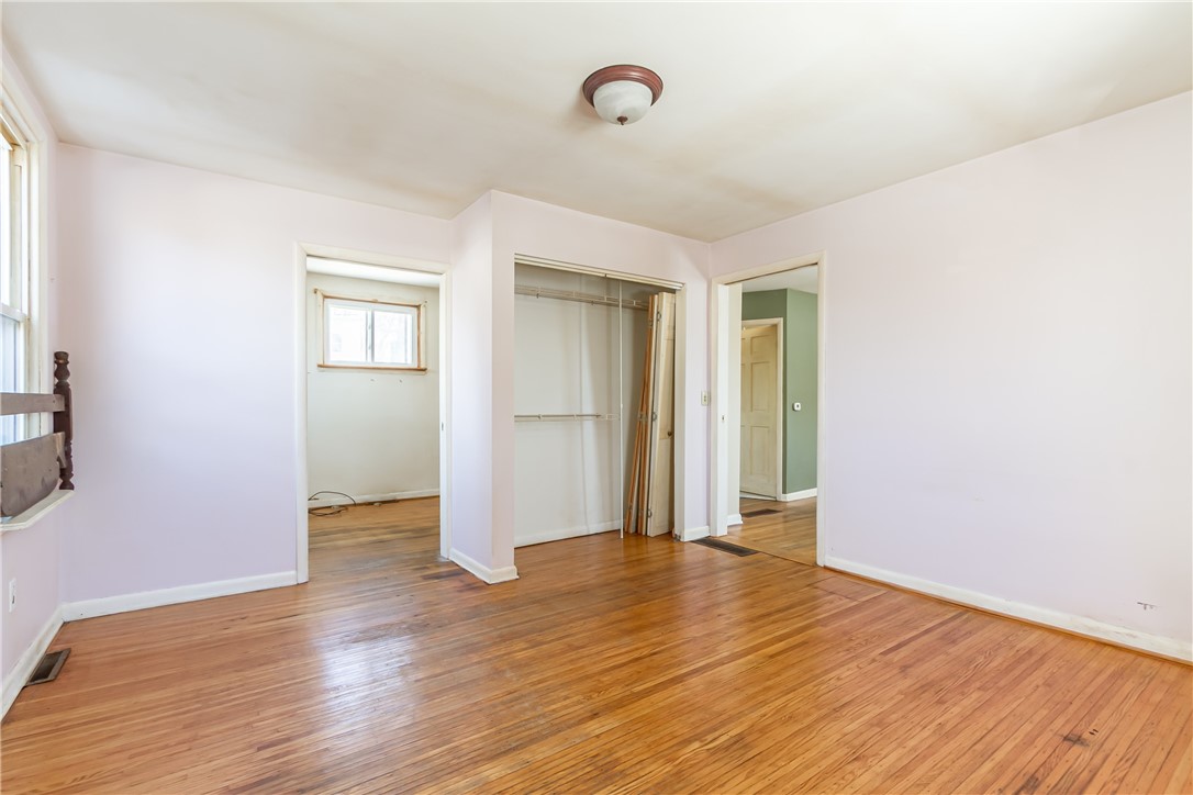 4 Sanford Place Rochester, NY 14620 - Photo 12 of 26