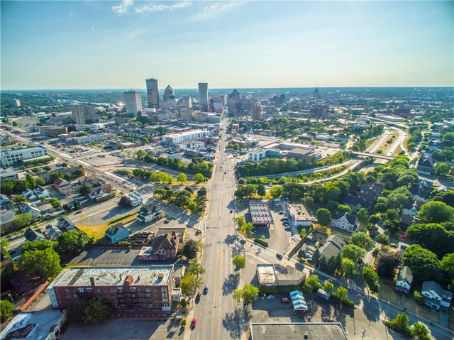 $239,900 | 4 Sanford Place, Rochester, NY 14620