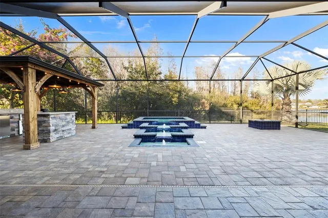 a view of a room with an empty space