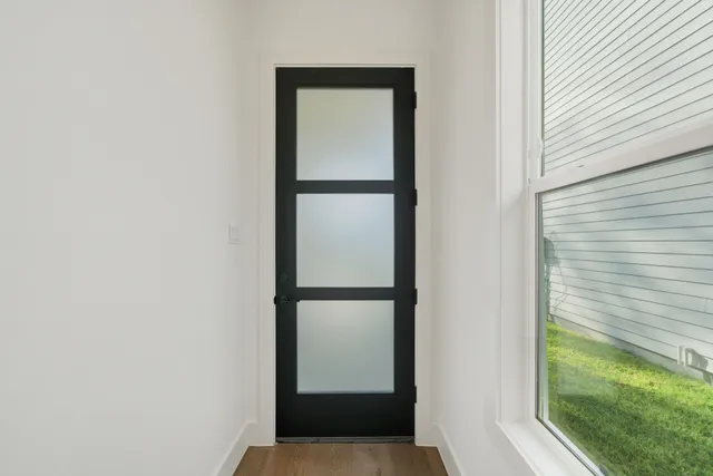 $2,800 | 2036 Thonig Road, Houston, TX 77055