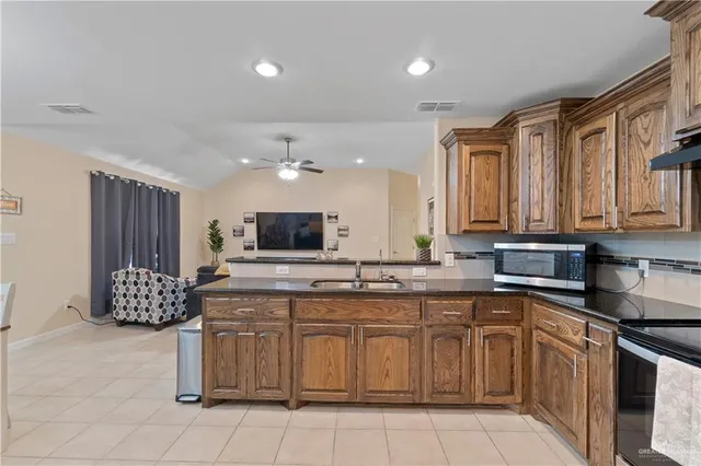 $1,850 | 2308 Rocky Mountain Avenue, Edinburg, TX 78541