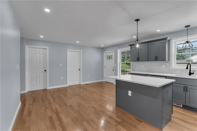 $3,200 | 160 Chatham Street, Providence, RI 02904