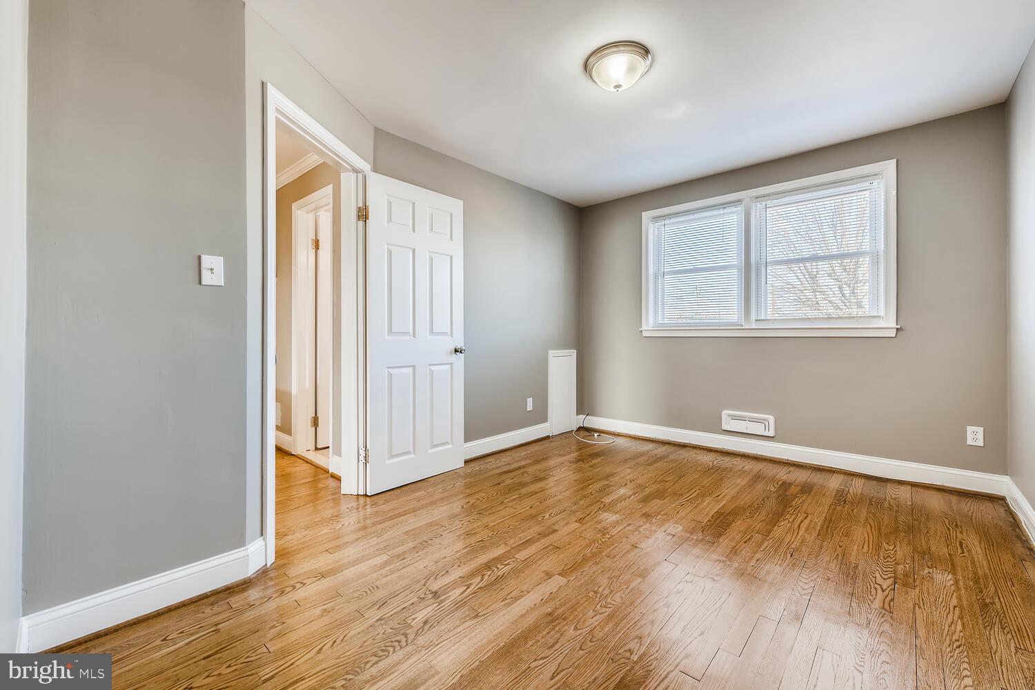 410 Westfield Road Baltimore, MD 21222 - Photo 15 of 32