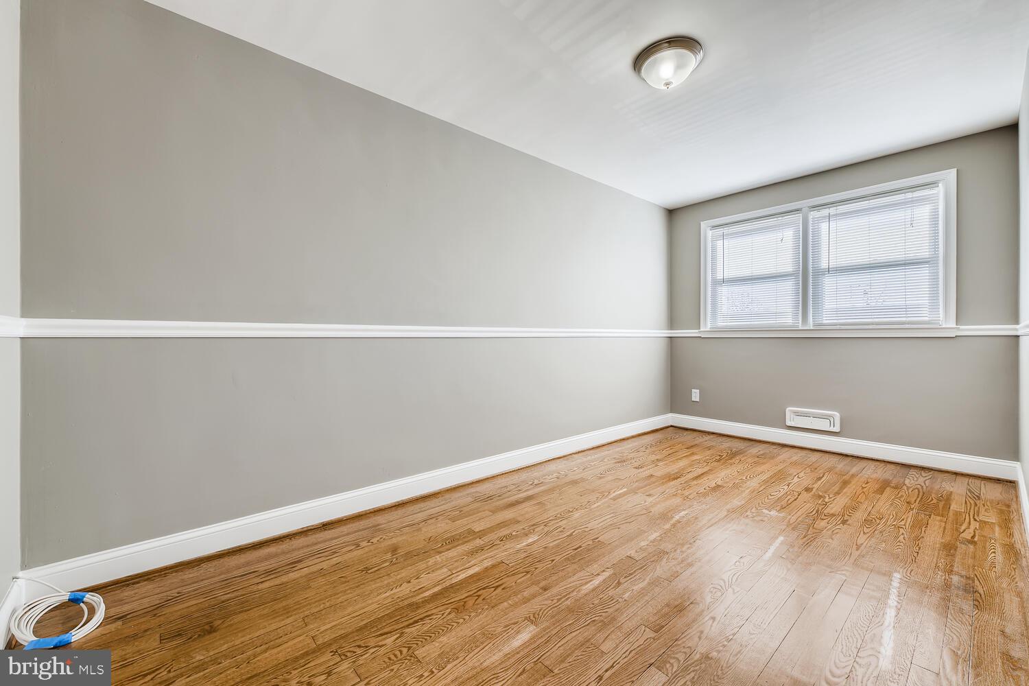 410 Westfield Road Baltimore, MD 21222 - Photo 18 of 32