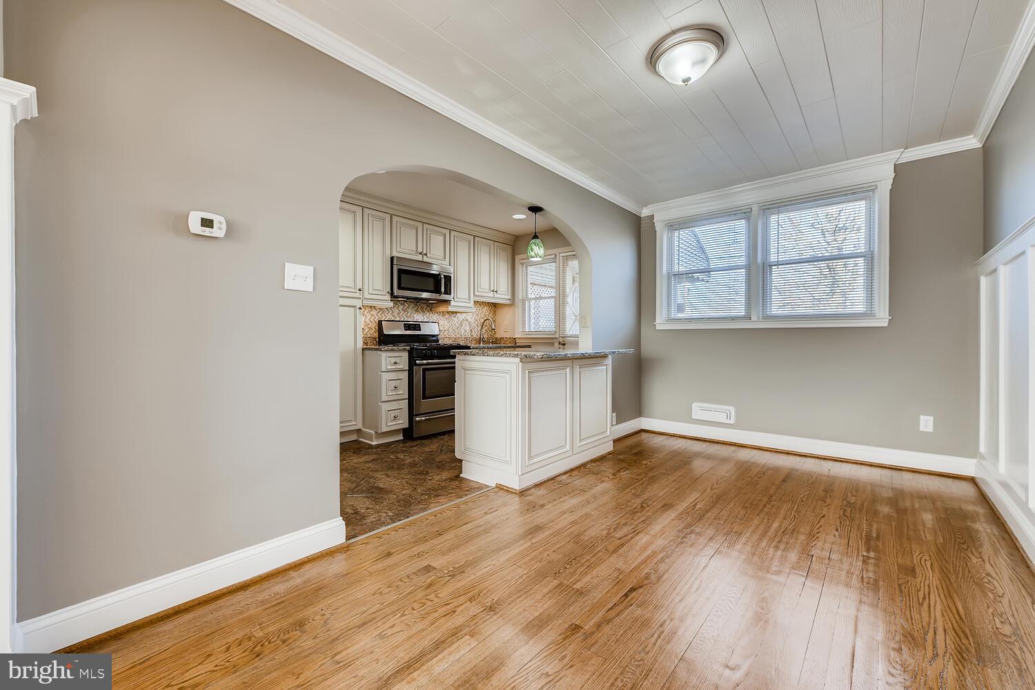 410 Westfield Road Baltimore, MD 21222 - Photo 7 of 32