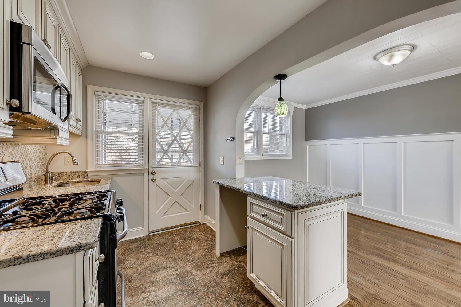 410 Westfield Road Baltimore, MD 21222 - Photo 10 of 32
