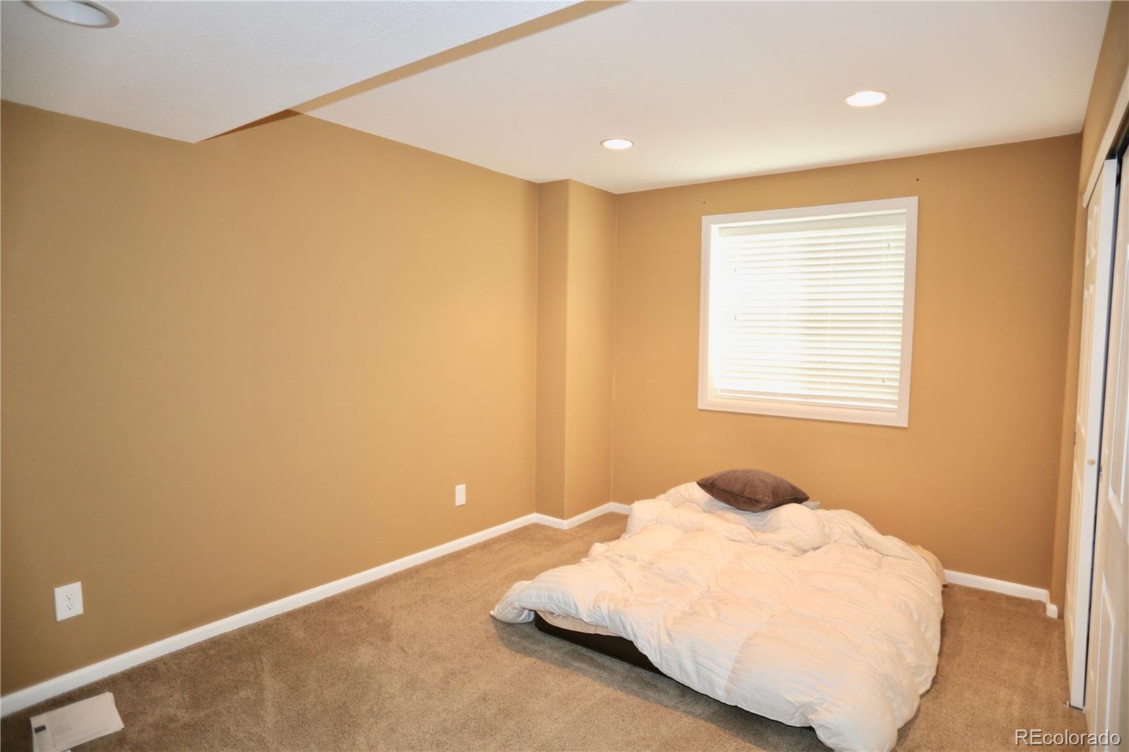 10554 Wagon Highlands Ranch Highlands Ranch, CO 80130 - Photo 24 of 30 Gallery Image 24
