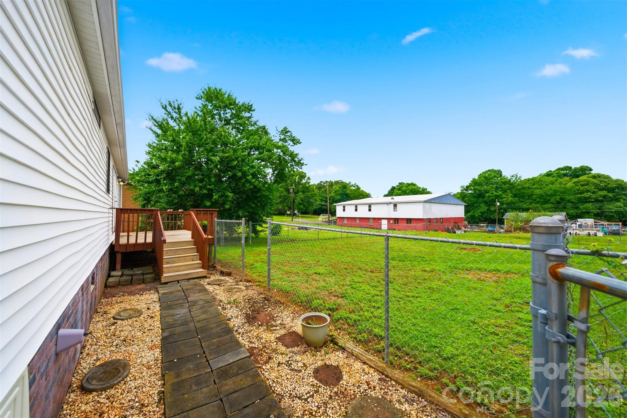3617 Sulphur Springs Road Northeast Hickory, NC 28601 - Photo 24 of 35