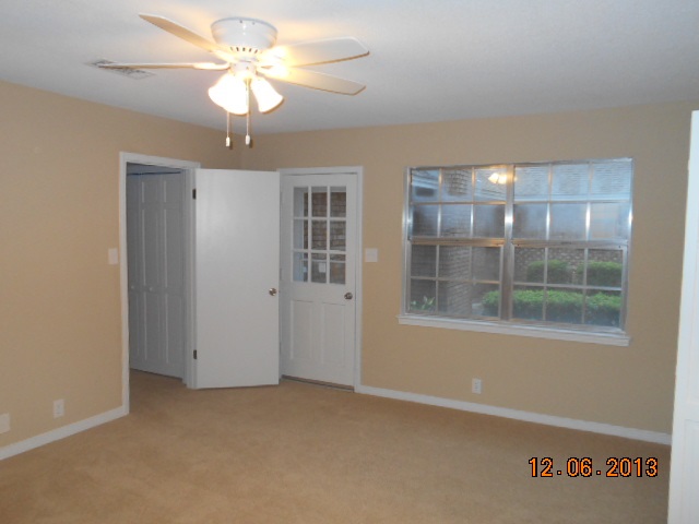 1085 Farmington Road Pensacola, FL 32504 - Photo 17 of 25 Gallery Image 17