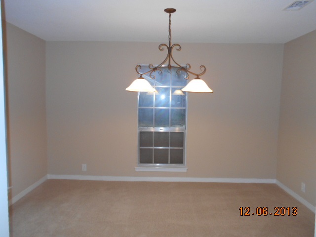 1085 Farmington Road Pensacola, FL 32504 - Photo 3 of 25 Gallery Image 3