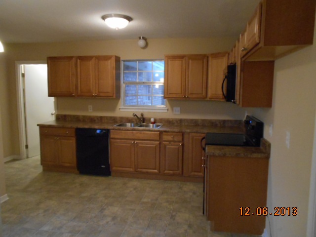 1085 Farmington Road Pensacola, FL 32504 - Photo 7 of 25 Gallery Image 7