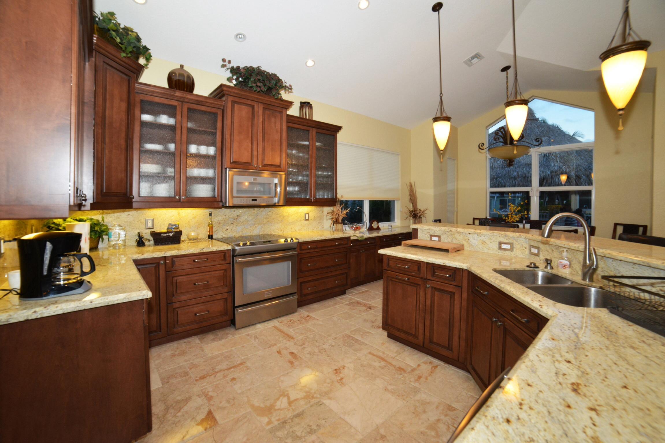 785 Northeast 71st Street Boca Raton, FL 33487 - Photo 10 of 16 image