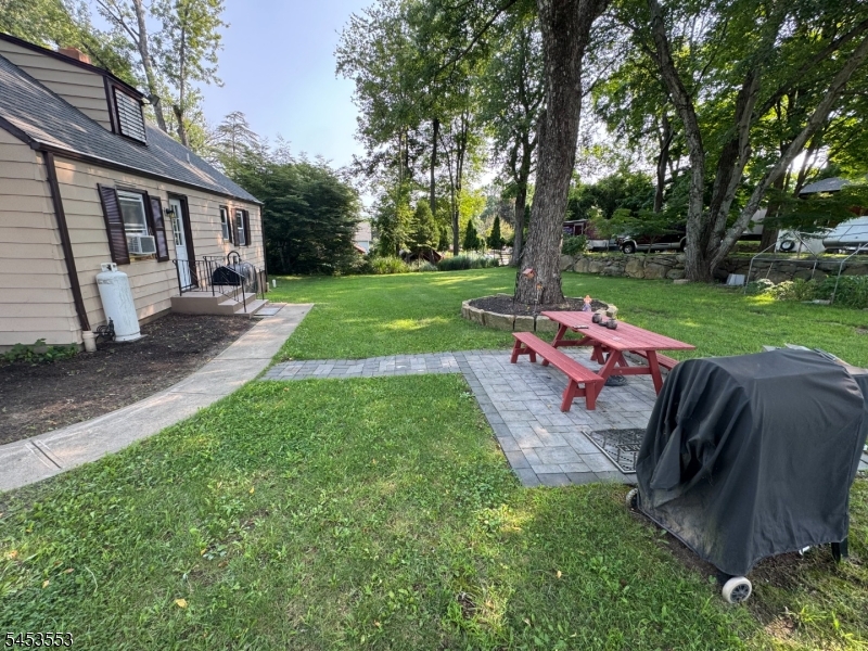 13 Dock Road Denville, NJ 07866 - Photo 9 of 28 Gallery Image 9