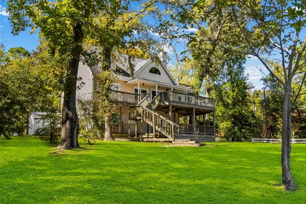 $799,000 | 416 Island Drive, Livingston, TX 77351