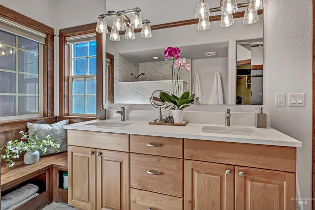 $718,000 | 9685 West Sultana Drive, Garden City, ID 83714