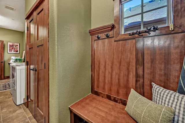 $718,000 | 9685 West Sultana Drive, Garden City, ID 83714