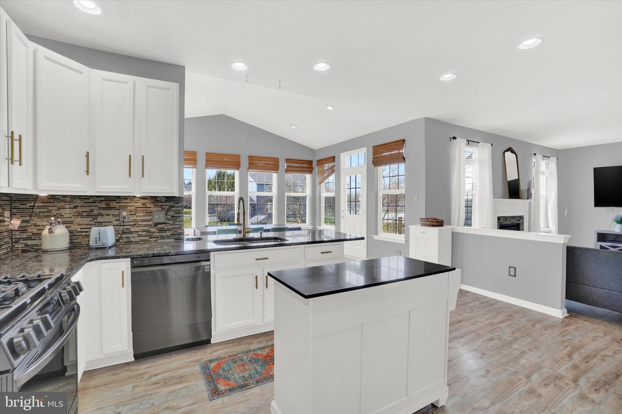 3315 Lewisberry Road York, PA 17404 - Photo 8 of 28 Gallery Image 8