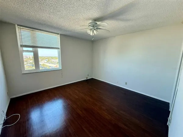 $2,500 | 255 Dolphin Point, Unit 710, Clearwater Beach, FL 33767