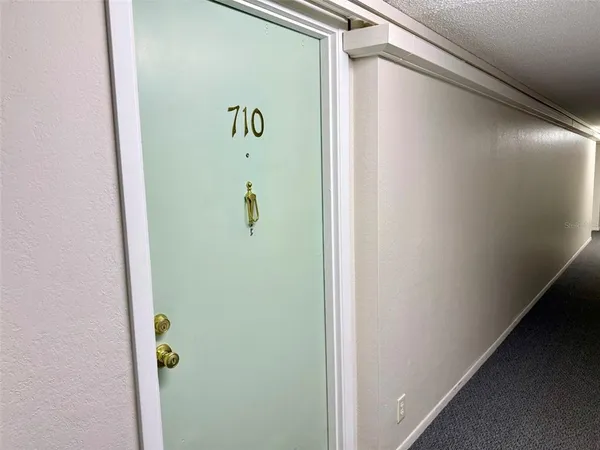 $2,500 | 255 Dolphin Point, Unit 710, Clearwater Beach, FL 33767