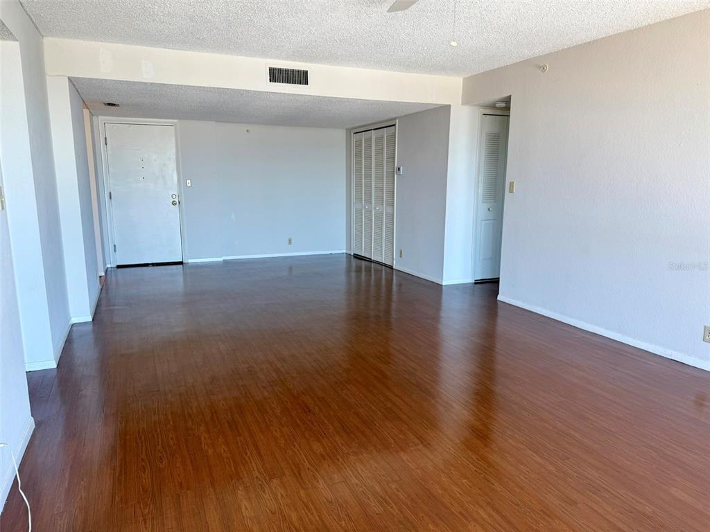 255 Dolphin Point, Unit 710 Clearwater Beach, FL 33767 - Photo 5 of 25