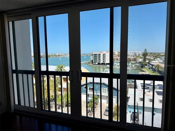 $2,500 | 255 Dolphin Point, Unit 710, Clearwater Beach, FL 33767