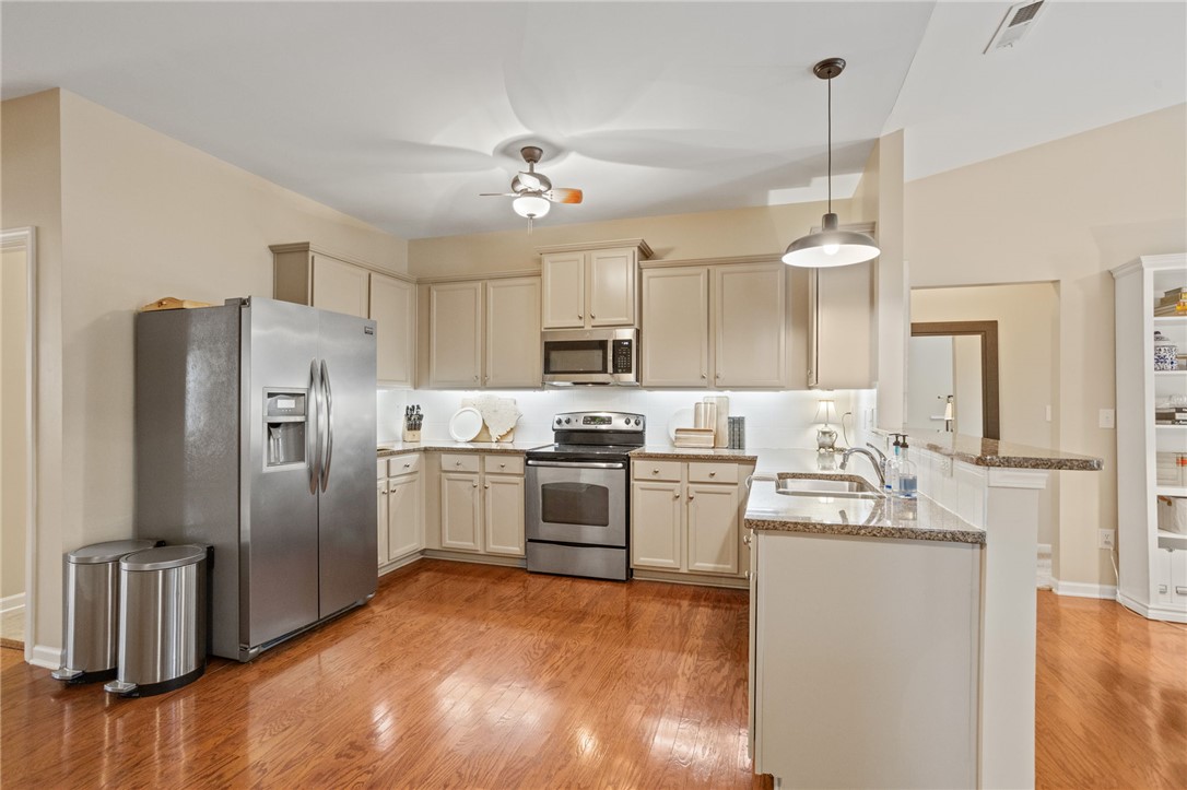 210 Marefair Lane Simpsonville, SC 29680 - Photo 14 of 39