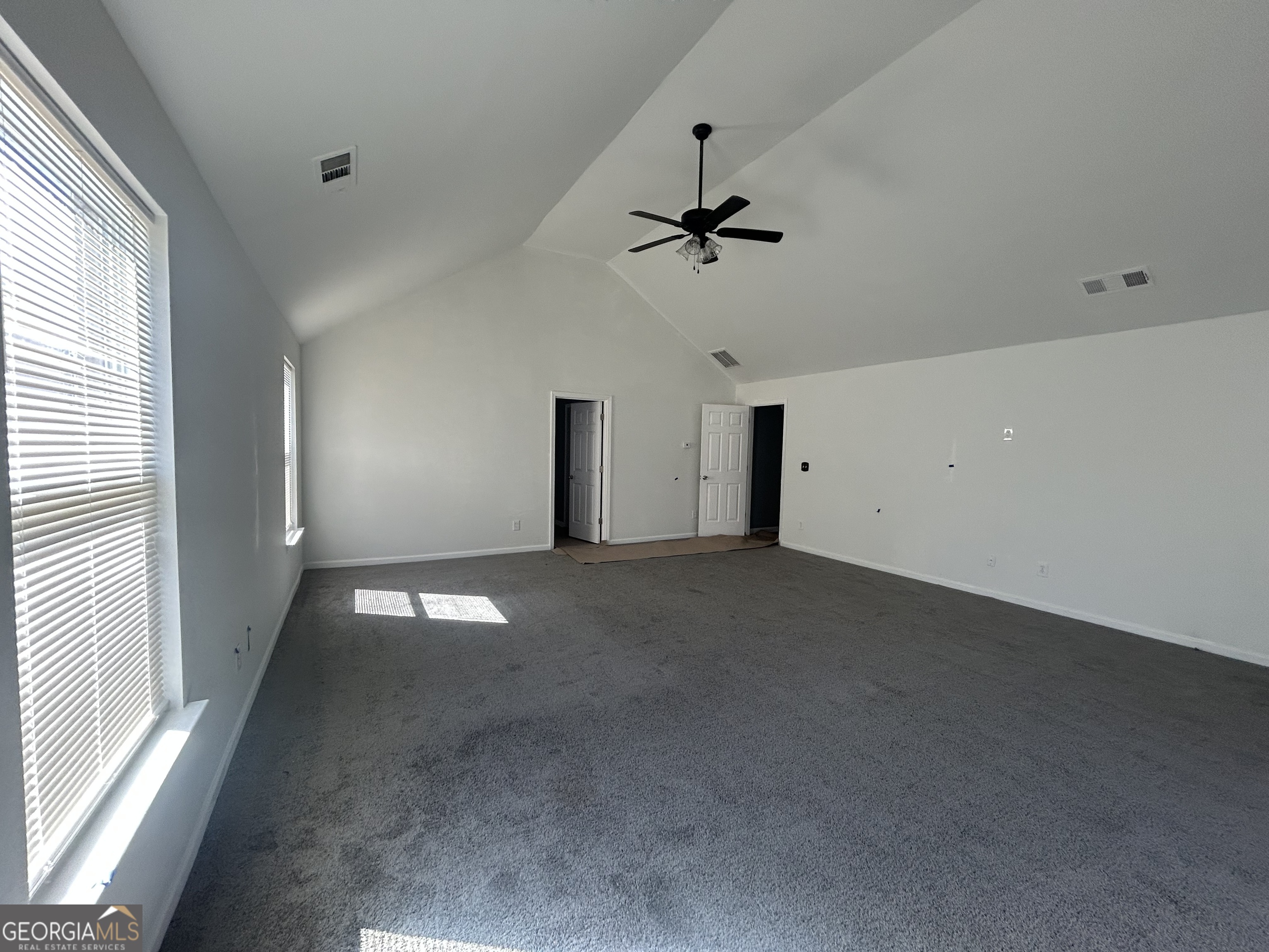 6263 Shell Drive Southwest Atlanta, GA 30331 - Photo 14 of 29