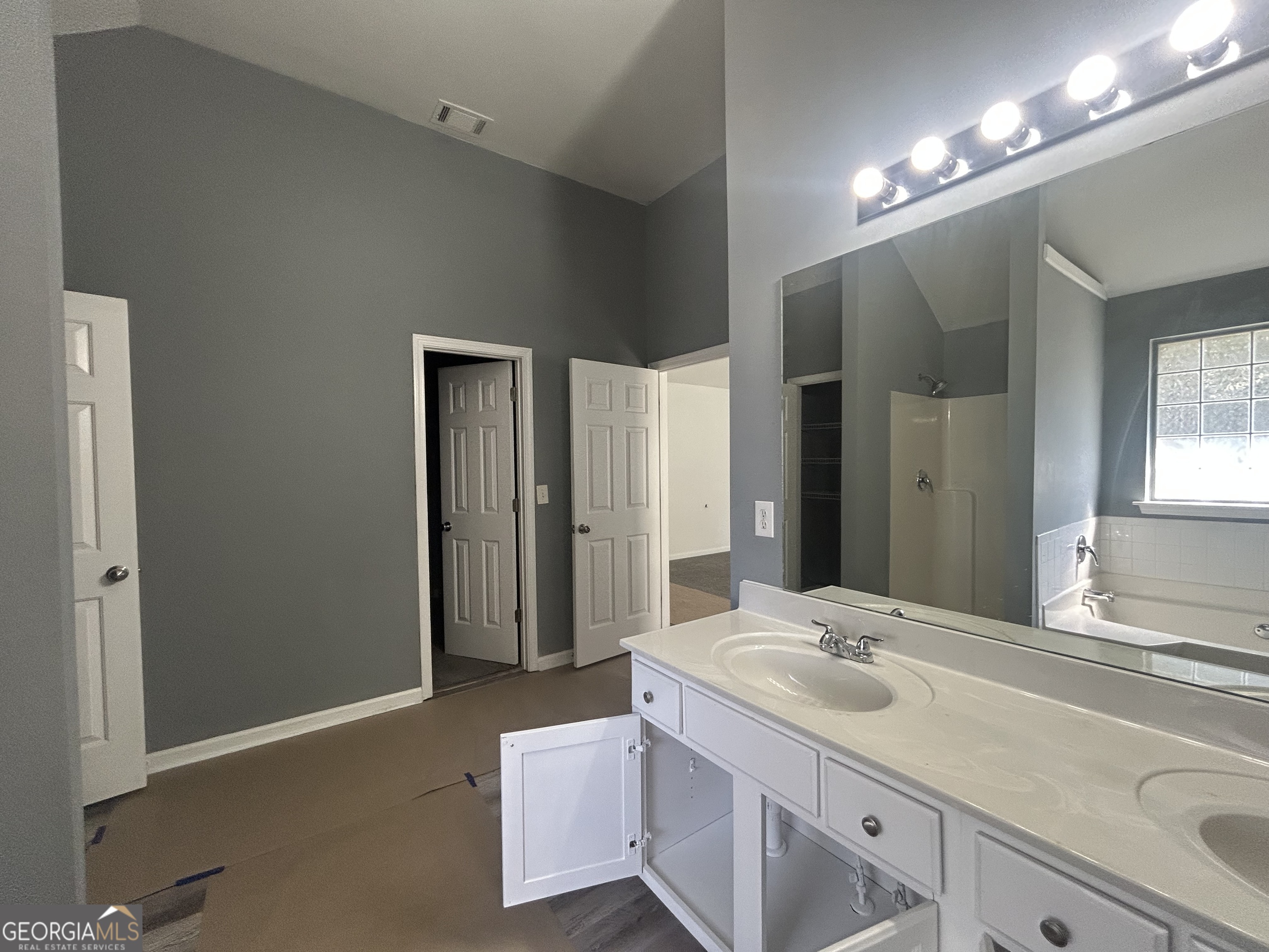 6263 Shell Drive Southwest Atlanta, GA 30331 - Photo 16 of 29