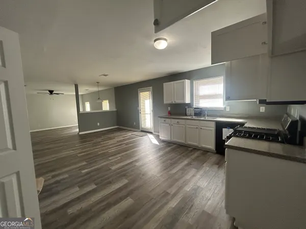 $2,850 | 6263 Shell Drive Southwest, Atlanta, GA 30331