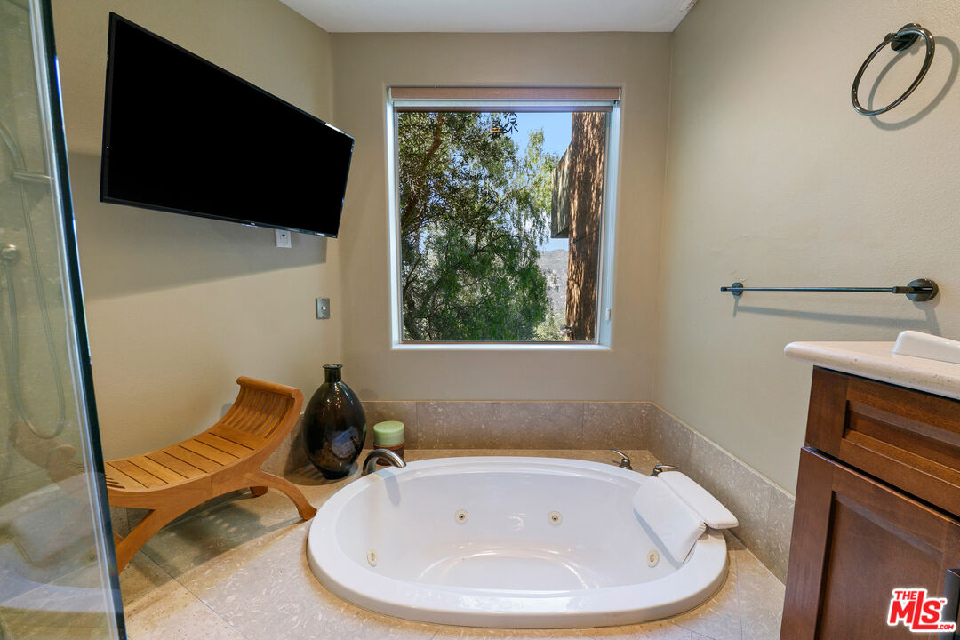2044 Corral Canyon Road Malibu, CA 90265 - Photo 29 of 44