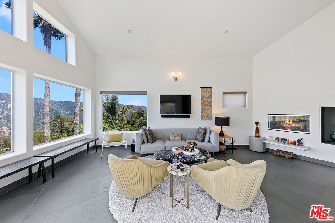 2044 Corral Canyon Road Malibu, CA 90265 - Photo 8 of 44