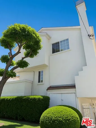 $535,400 | 14711 Berendo Avenue, Unit 16, Gardena, CA 90247