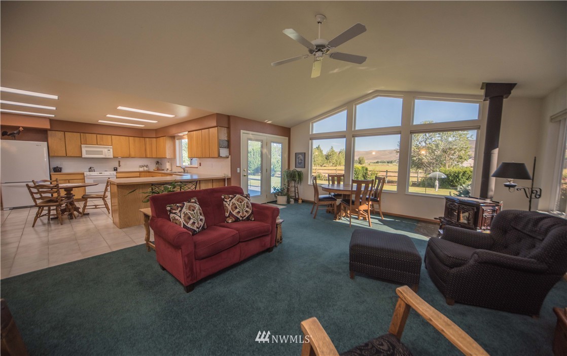 440 Riverbottom Road Ellensburg, WA 98926 - Photo 4 of 30 Gallery Image 4