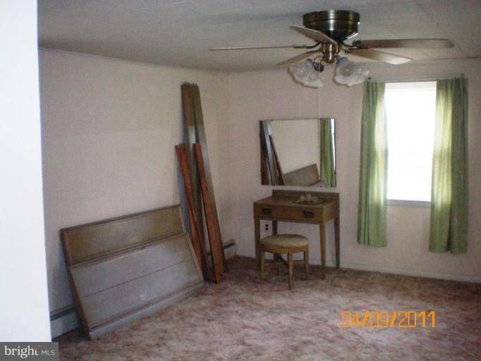 4804 Butler Road Glyndon, MD 21136 - Photo 7 of 30 Bedroom #2