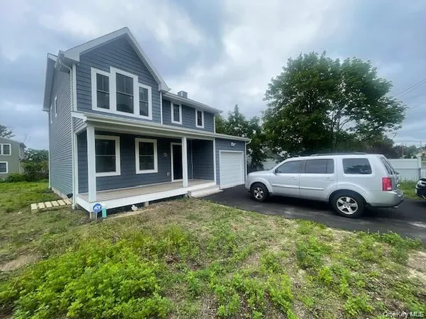 $4,200 | 428 Americus Avenue, Patchogue, NY 11772