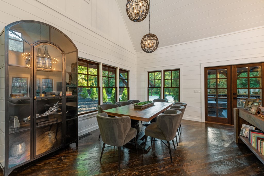 1925 Hogback Drive Blue Ridge, GA 30513 - Photo 19 of 73