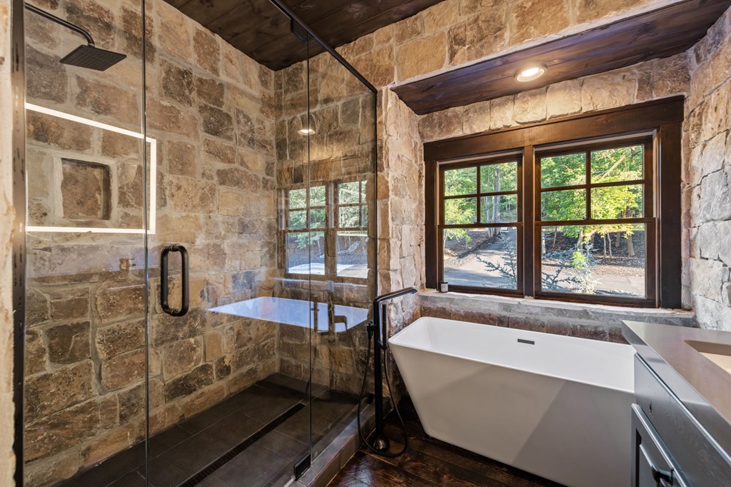 1925 Hogback Drive Blue Ridge, GA 30513 - Photo 27 of 73