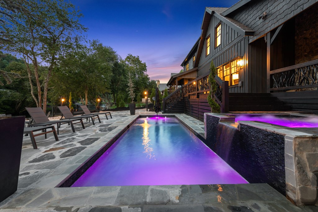 1925 Hogback Drive Blue Ridge, GA 30513 - Photo 3 of 73