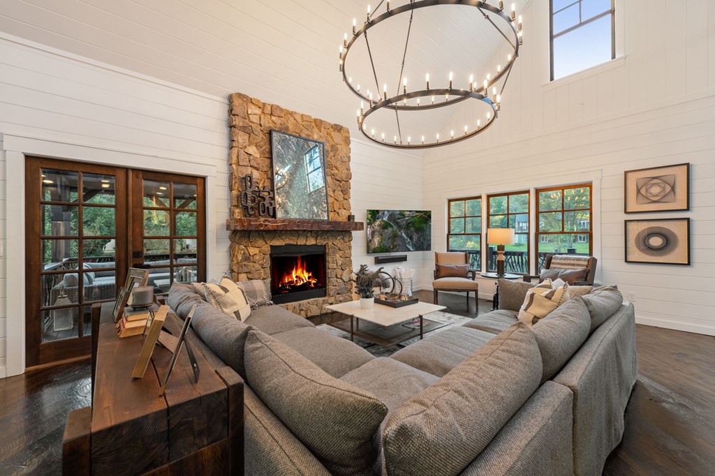 1925 Hogback Drive Blue Ridge, GA 30513 - Photo 6 of 73