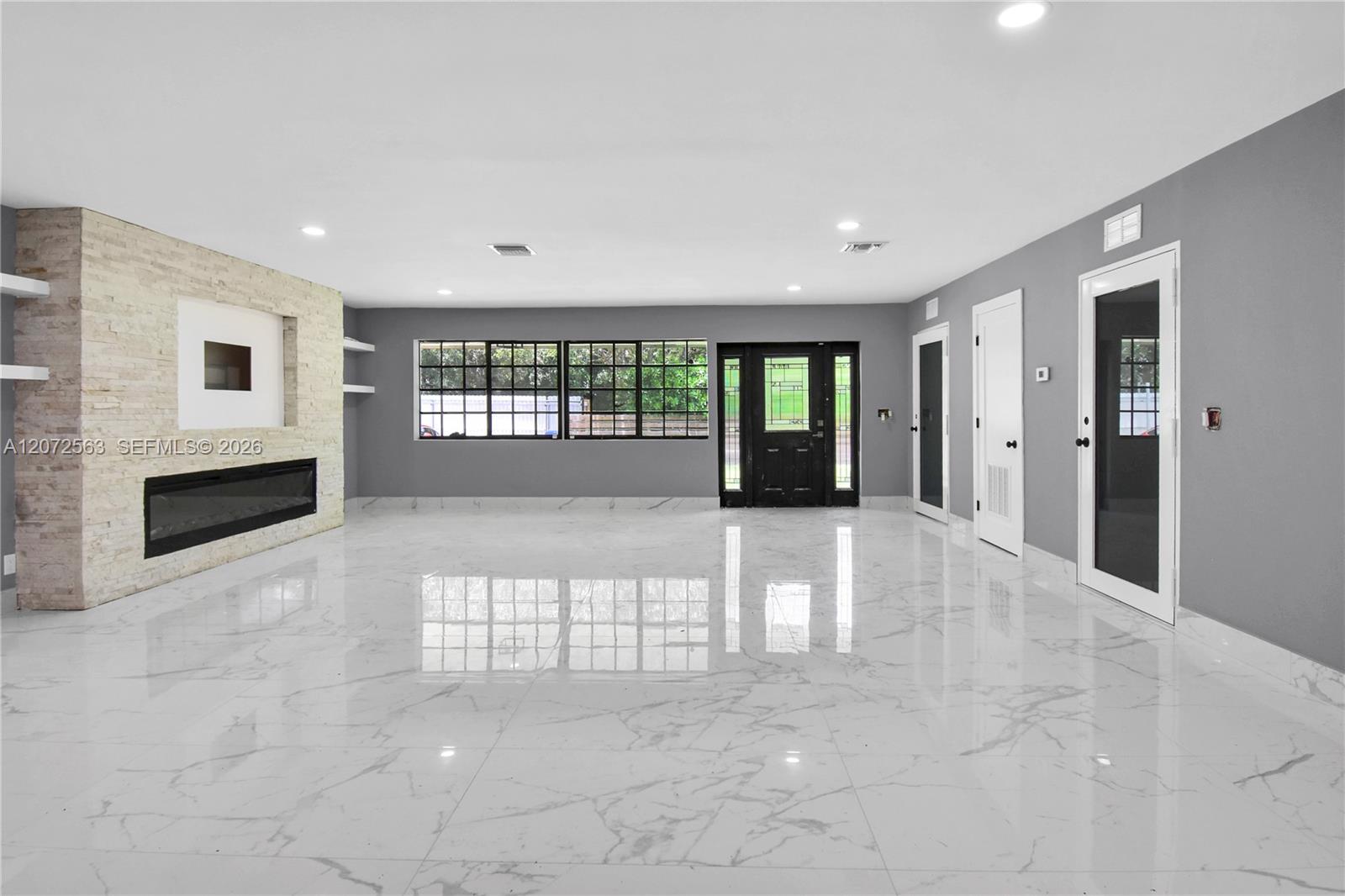 18200 Southwest 48th Street Southwest Ranches, FL 33331 - Photo 8 of 51 Gallery Image 8