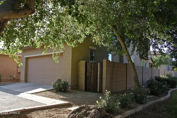 $2,100 | 1918 East Harrison Street, Gilbert, AZ 85295