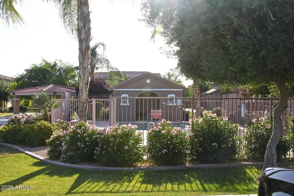 $2,100 | 1918 East Harrison Street, Gilbert, AZ 85295