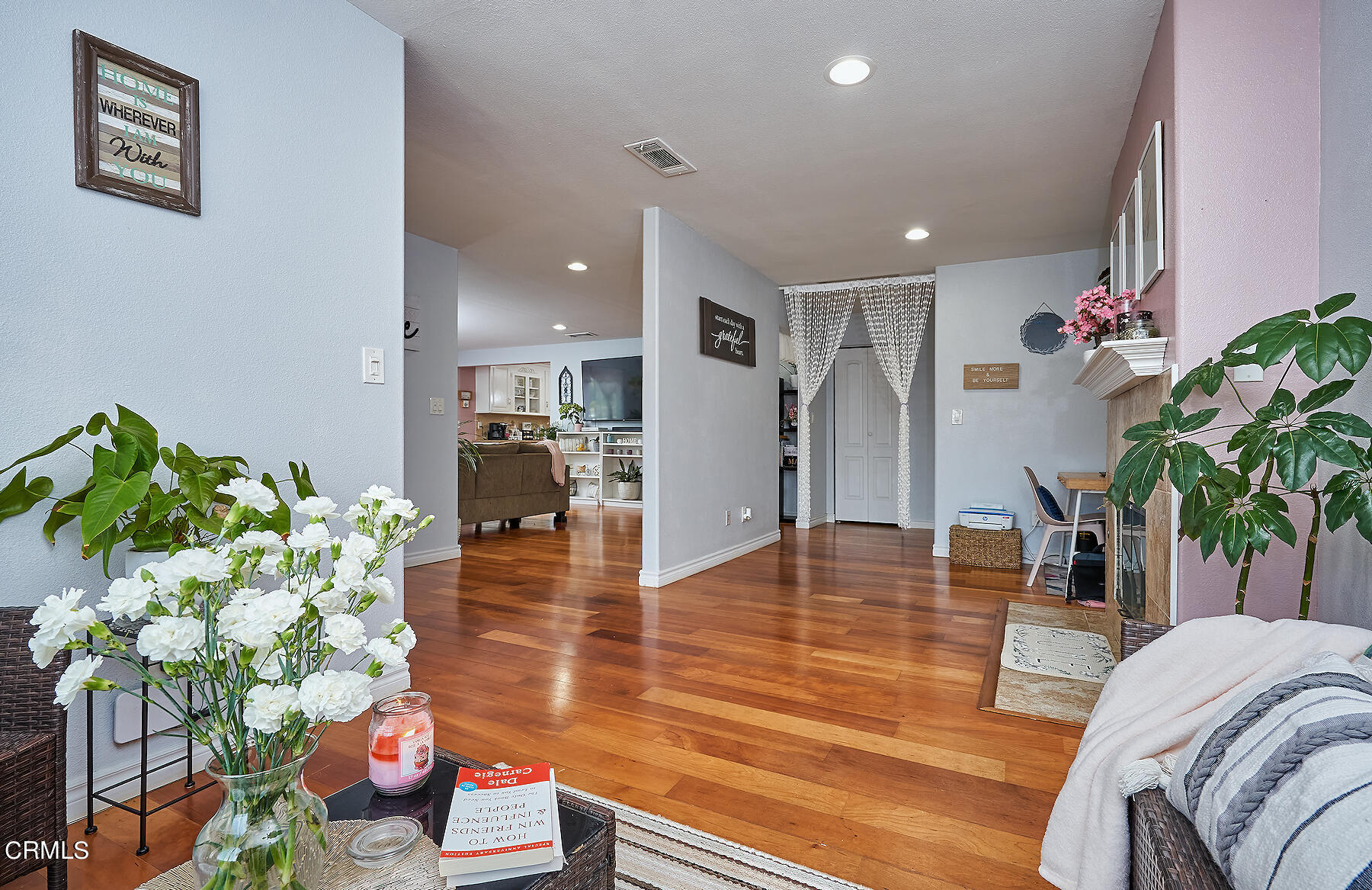 549 West Bard Road Oxnard, CA 93033 - Photo 10 of 41 a lobby with furniture and flowers